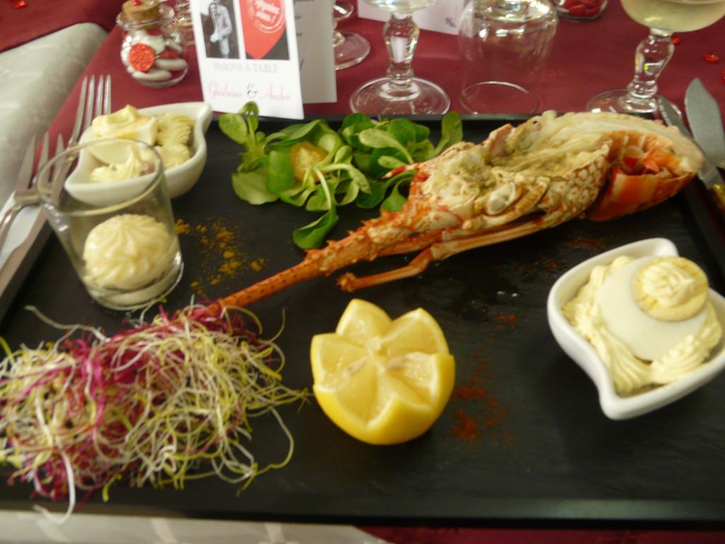 Hotel Ronsin Fresnay-sur-Sarthe Dış mekan fotoğraf